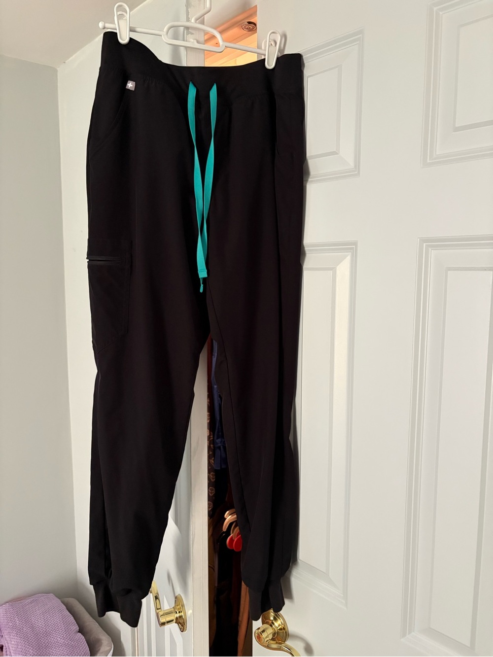 Figs scrub joggers 2 pairs